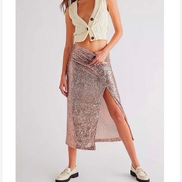 Dresses & Skirts - Free People Sea Shell Sequin Maxi Skirt gold Sz 0 high slit